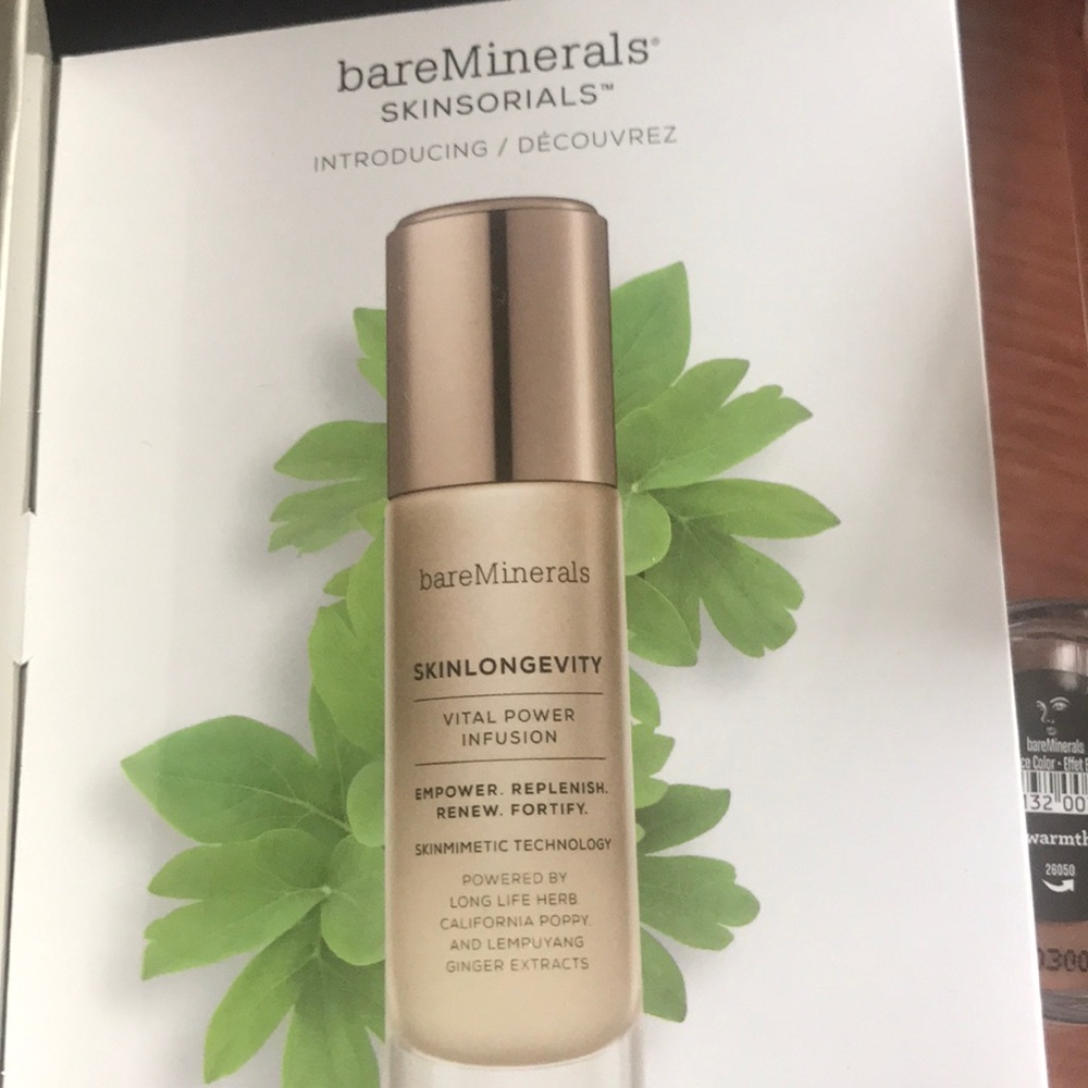 Cosmetics - Picture 3 of 7